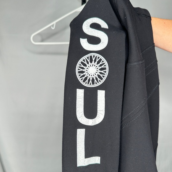 🍋 Lululemon Define Soul Cycle Women's Zip up Jacket Size 6 - Picture 4 of 5